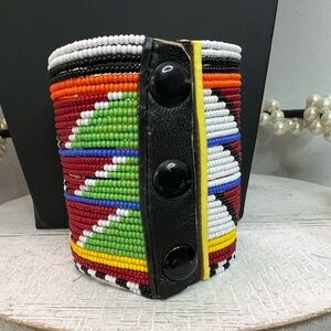 Handcrafted Maasai Beaded Bracelet 7 1/2” D13